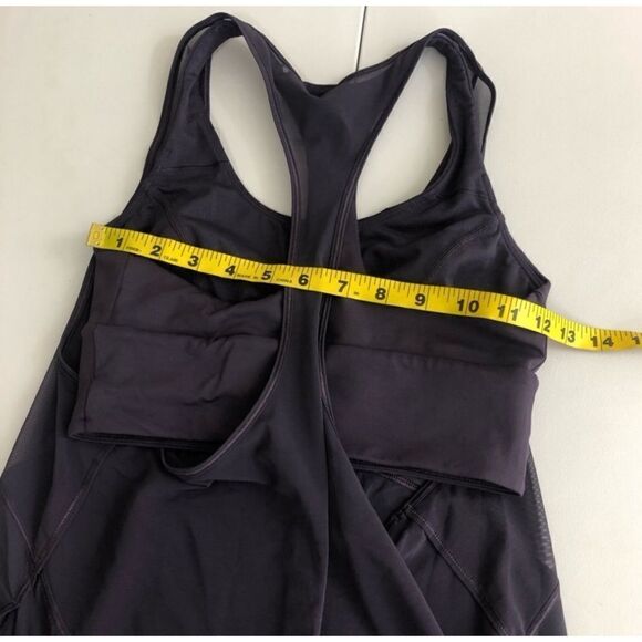 Lululemon Twist Around Tank Top Built in Bra Boysenberry Breathable Size 4 - Picture 8 of 10